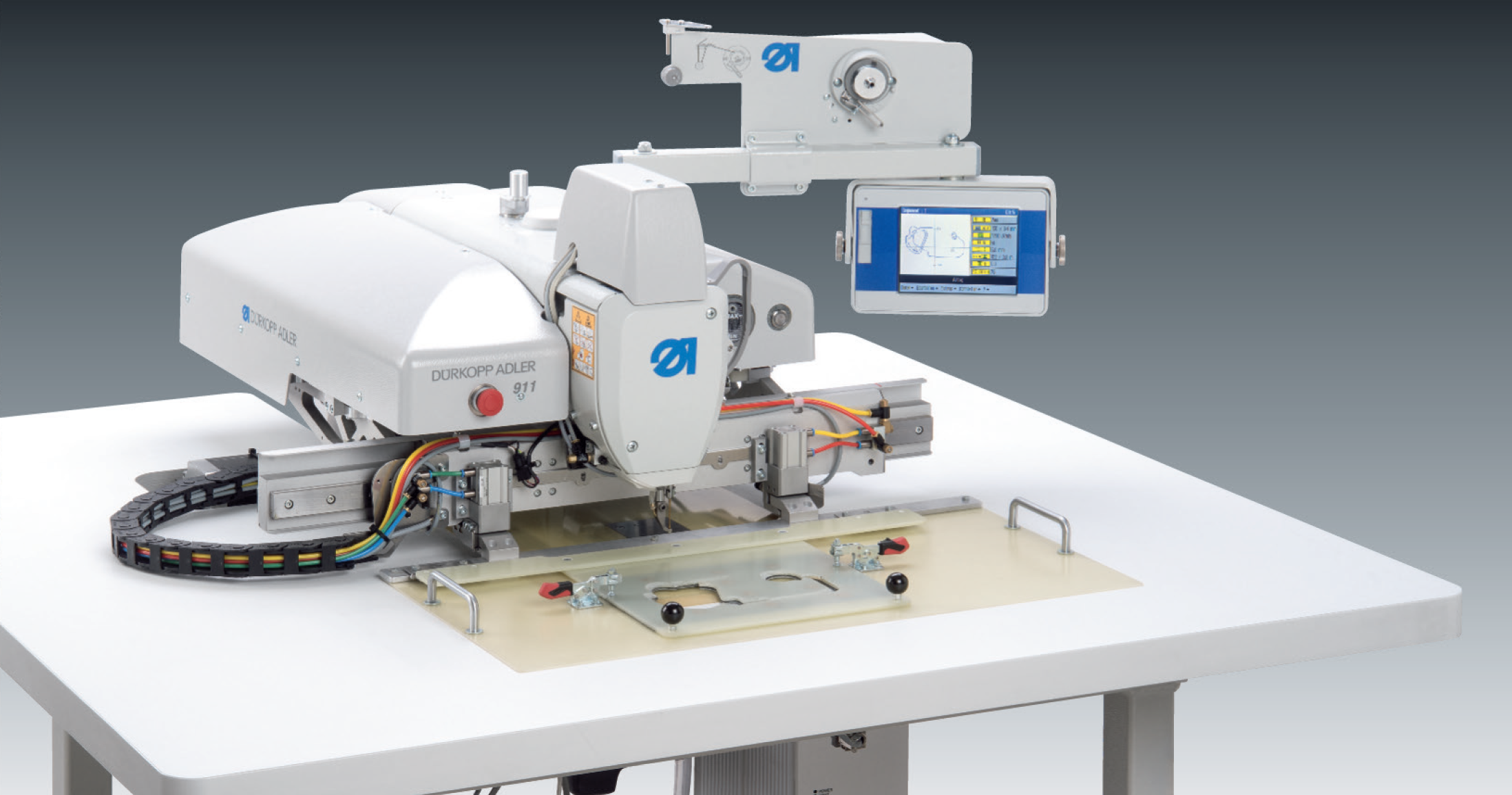 CNC-controlled sewing unit with alternating clamp for overlapped working method – sewing field size max. 380 x 200 mm