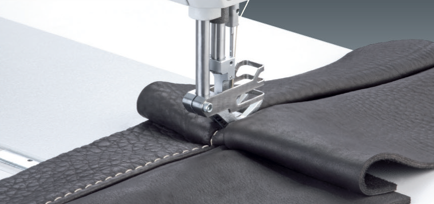 H-TYPE 967 – CLASSIC longarm version of the flat bed machine for extreme applications